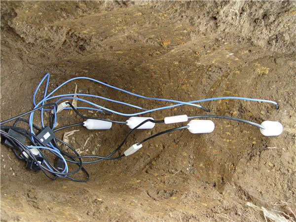 土壤養(yǎng)分速測儀如何分析肥力變化？