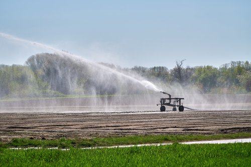 發(fā)展灌溉農(nóng)業(yè)也是需要監(jiān)控墑情的 發(fā)展灌溉農(nóng)業(yè)也是需要監(jiān)控墑情的