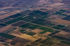 互聯(lián)網(wǎng)+農(nóng)業(yè)時(shí)代，灌溉、施肥自動(dòng)化